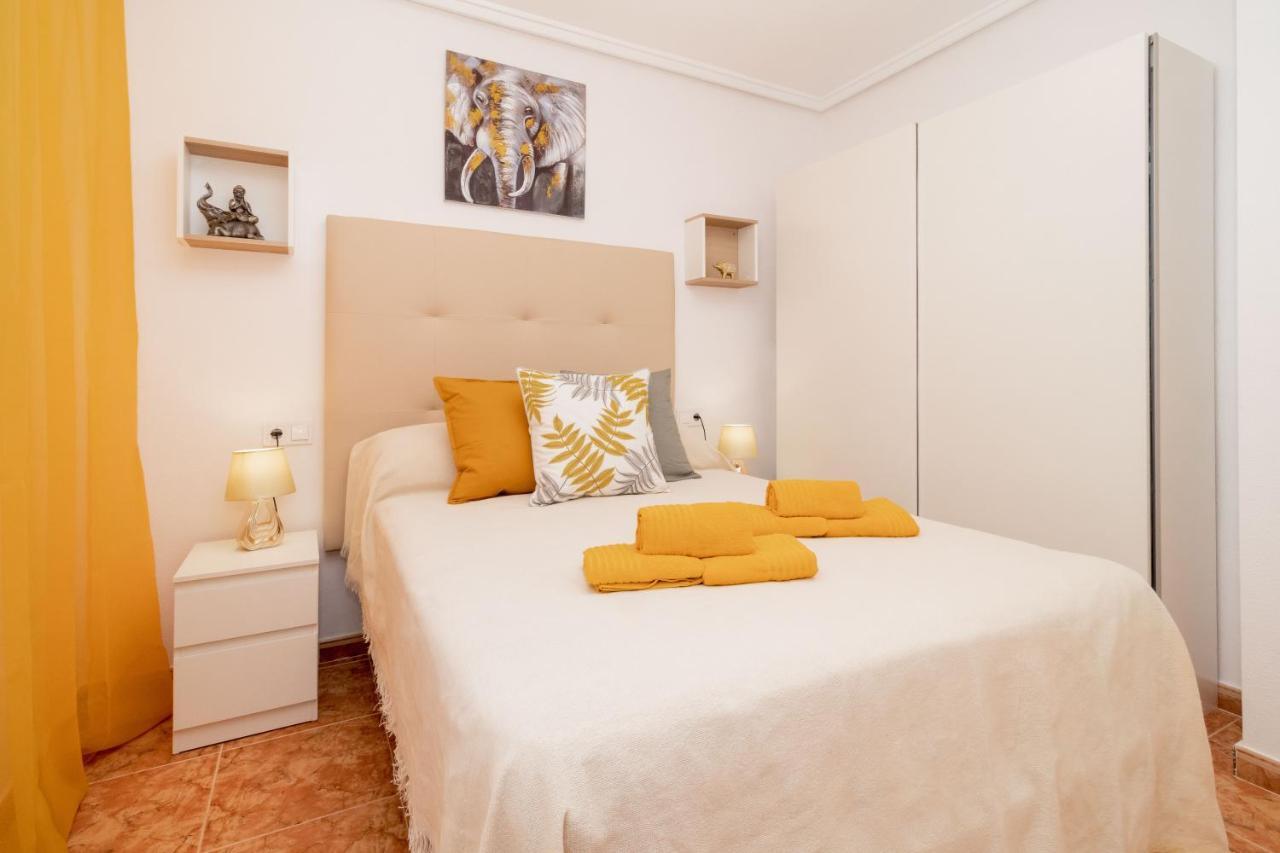 Marianna Apartment Torrevieja Ngoại thất bức ảnh